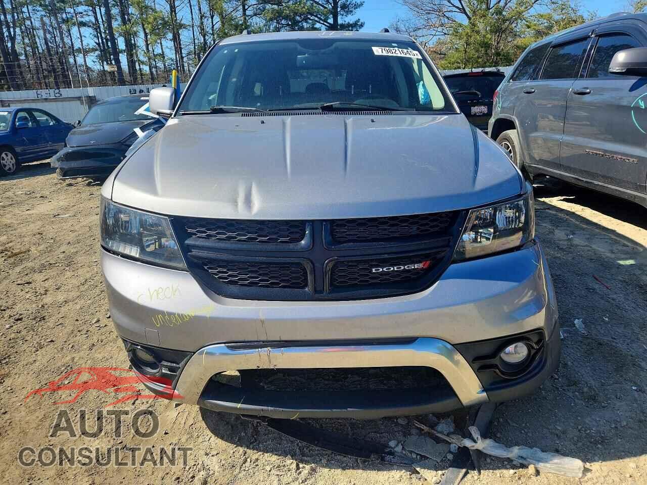DODGE JOURNEY 2017 - 3C4PDCGG8HT556613