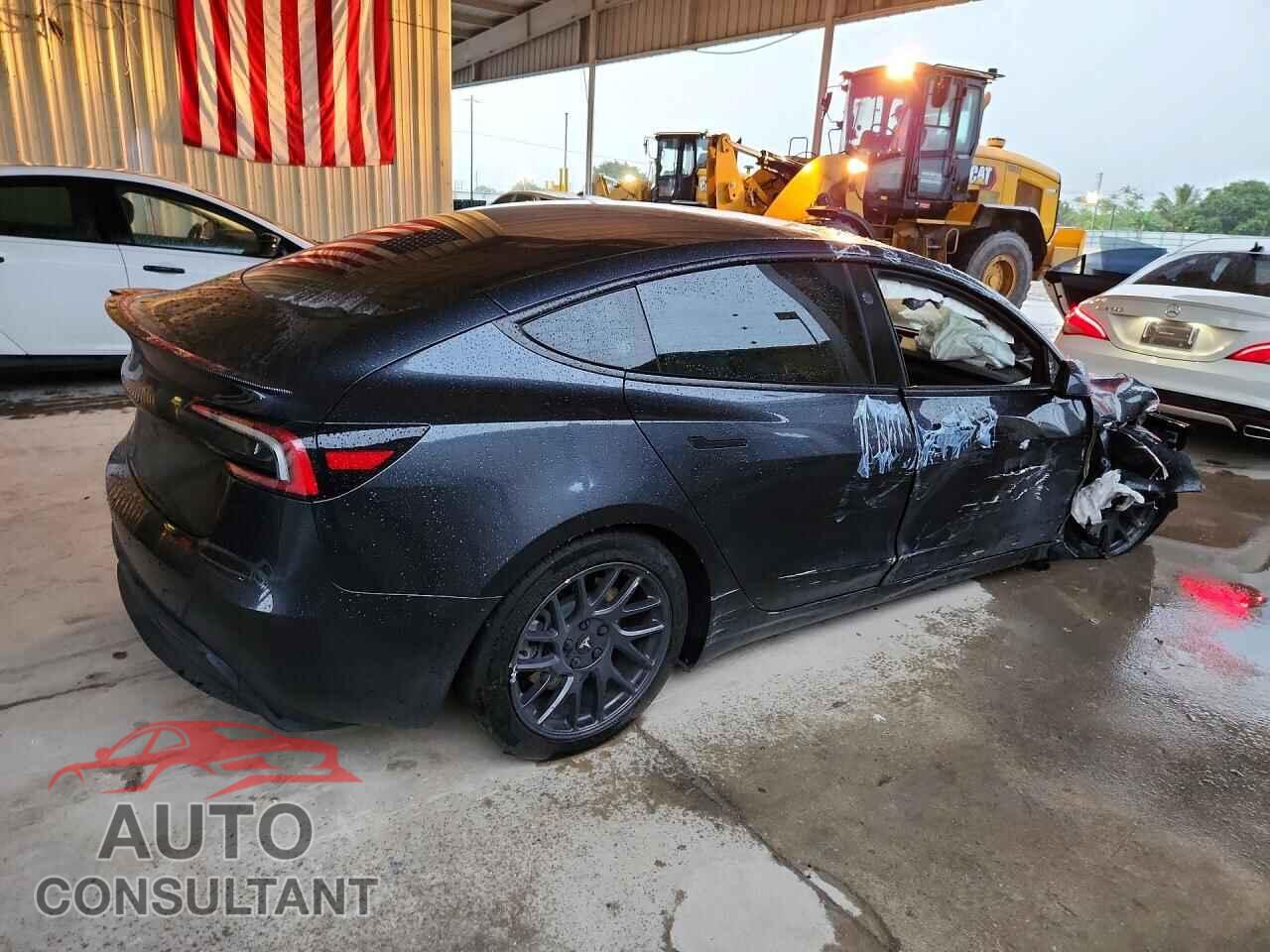 TESLA MODEL 3 2026 - 5YJ3E1EA0TF126421