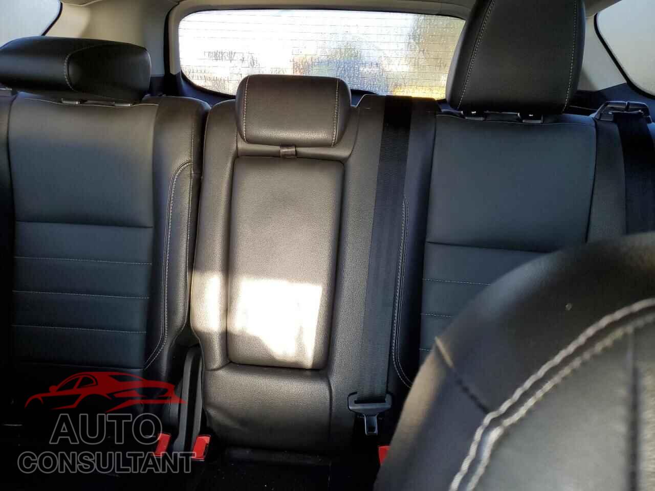 FORD ESCAPE 2015 - 1FMCU9G95FUC62801