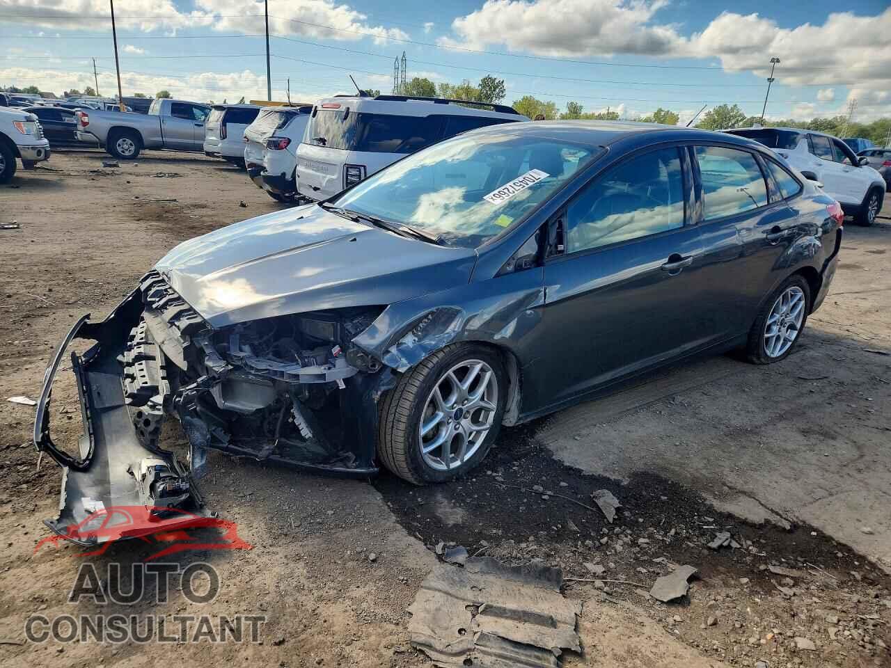 FORD FOCUS 2015 - 1FADP3F21FL230229