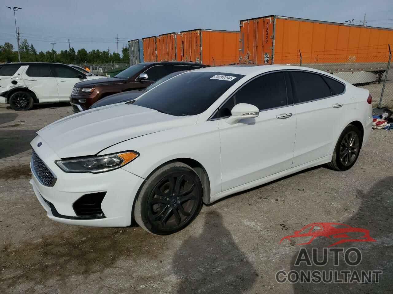 FORD FUSION 2019 - 3FA6P0CD0KR137968