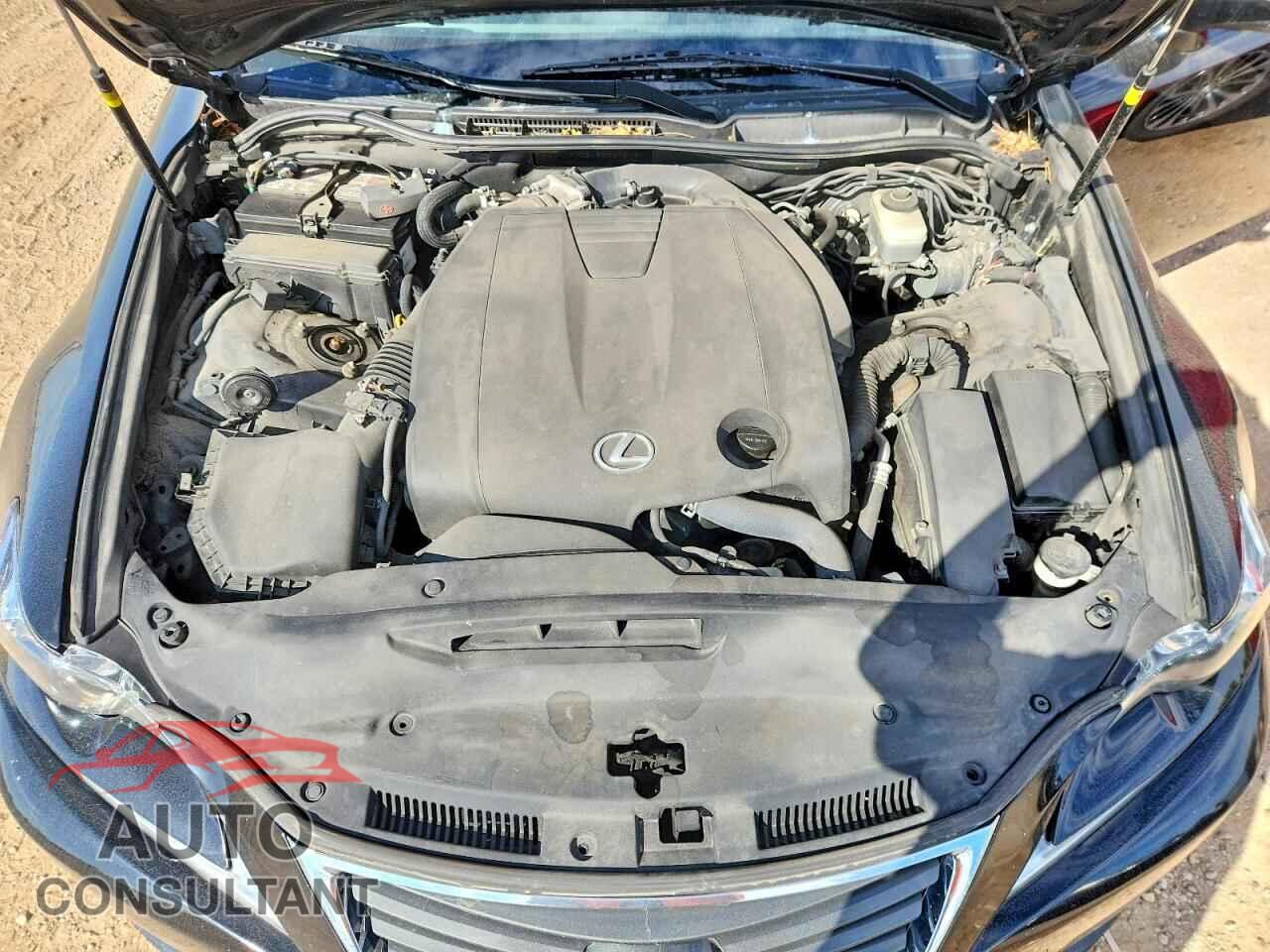 LEXUS IS 2015 - JTHCF1D21F5027649