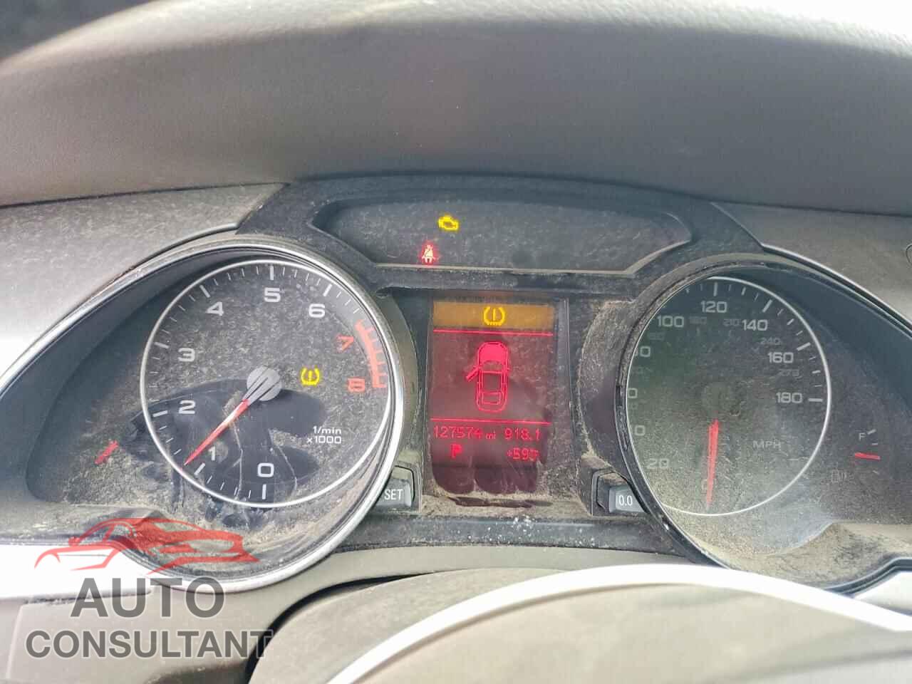 AUDI A5 2012 - WAUCFAFR0CA003192