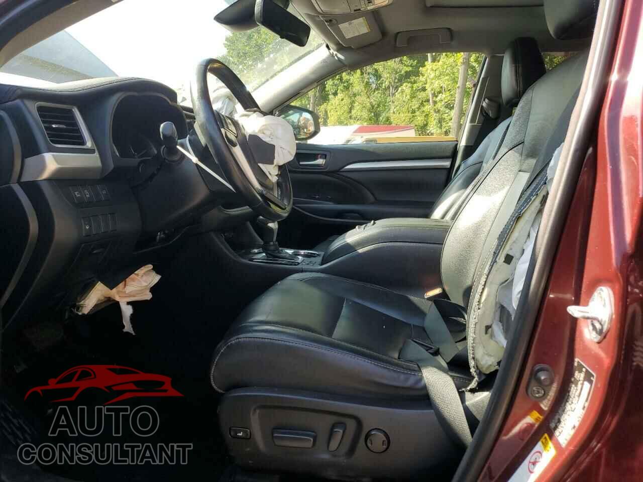 TOYOTA HIGHLANDER 2018 - 5TDJZRFH9JS856343