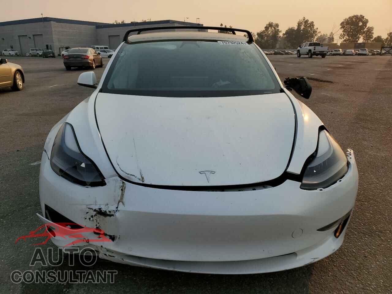 TESLA MODEL 3 2021 - 5YJ3E1EA1MF907823