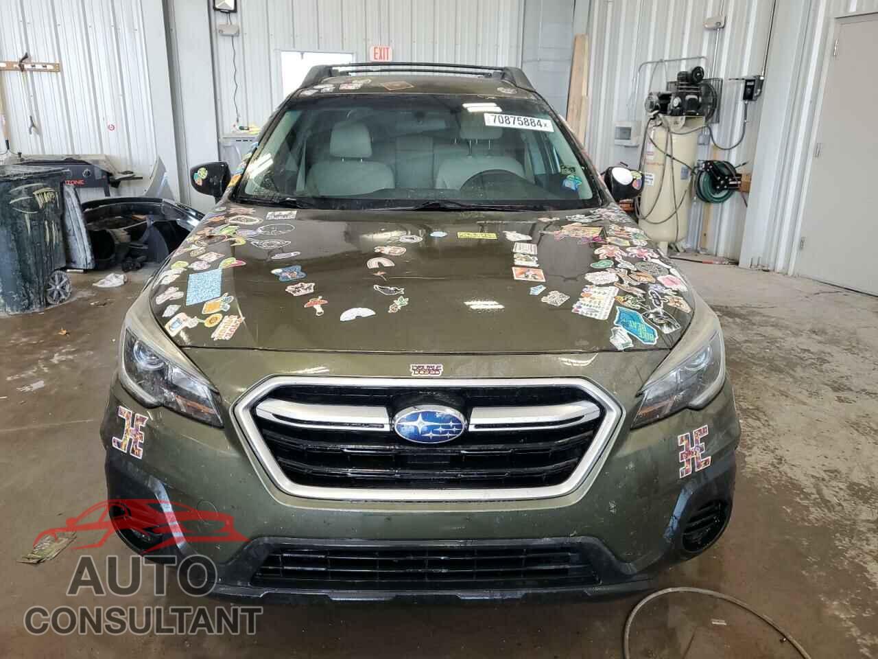 SUBARU OUTBACK 2018 - 4S4BSAACXJ3341127