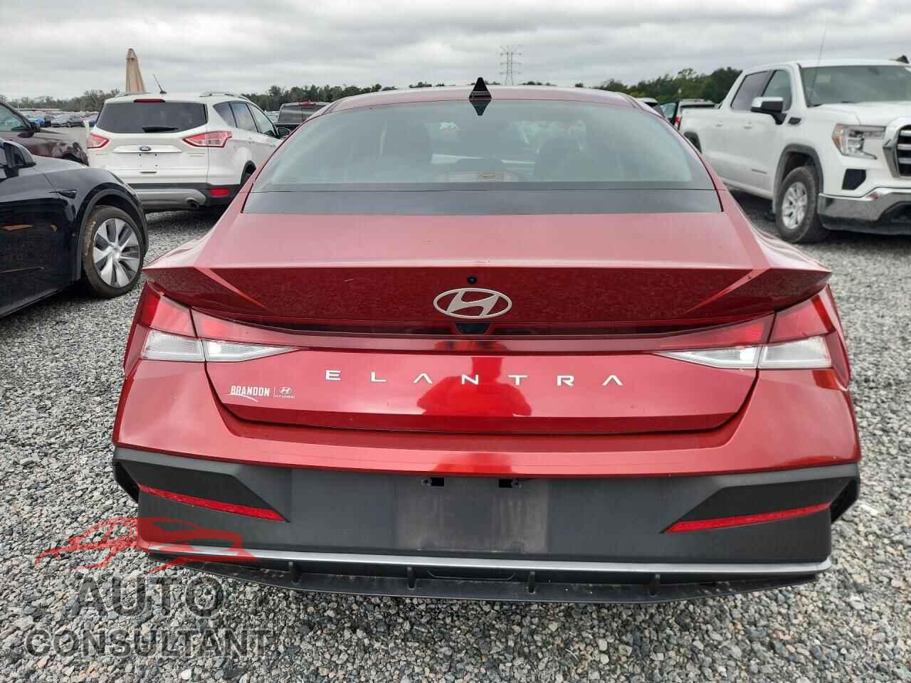HYUNDAI ELANTRA 2024 - KMHLL4DG7RU801772