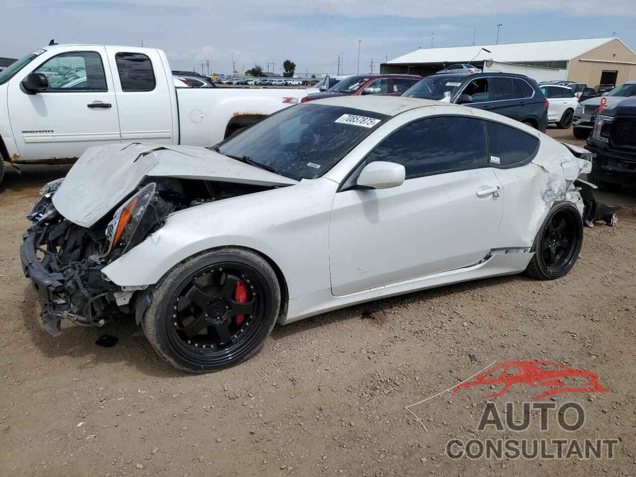 HYUNDAI GENESIS 2013 - KMHHU6KJ2DU106928