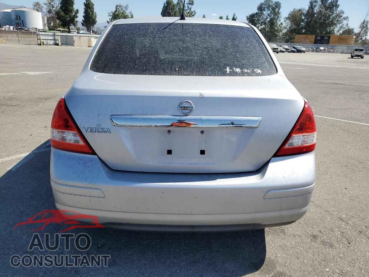 NISSAN VERSA 2010 - 3N1BC1AP1AL359401