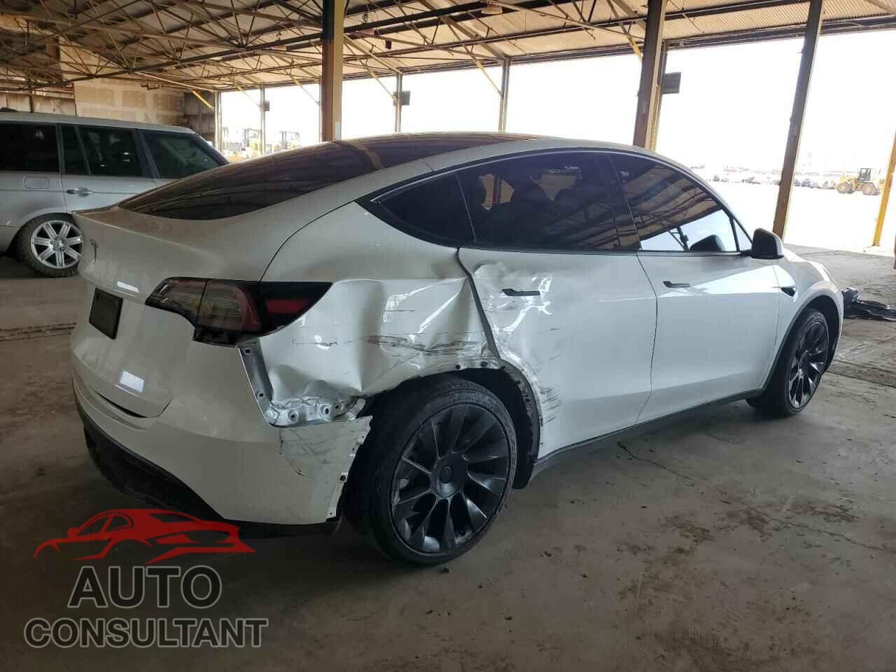 TESLA MODEL Y 2024 - 7SAYGDED7RF103614