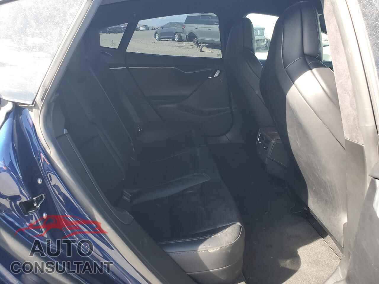 TESLA MODEL S 2018 - 5YJSA1E26JF260363