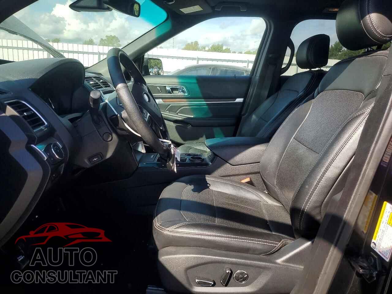 FORD EXPLORER 2017 - 1FM5K7F85HGA58741
