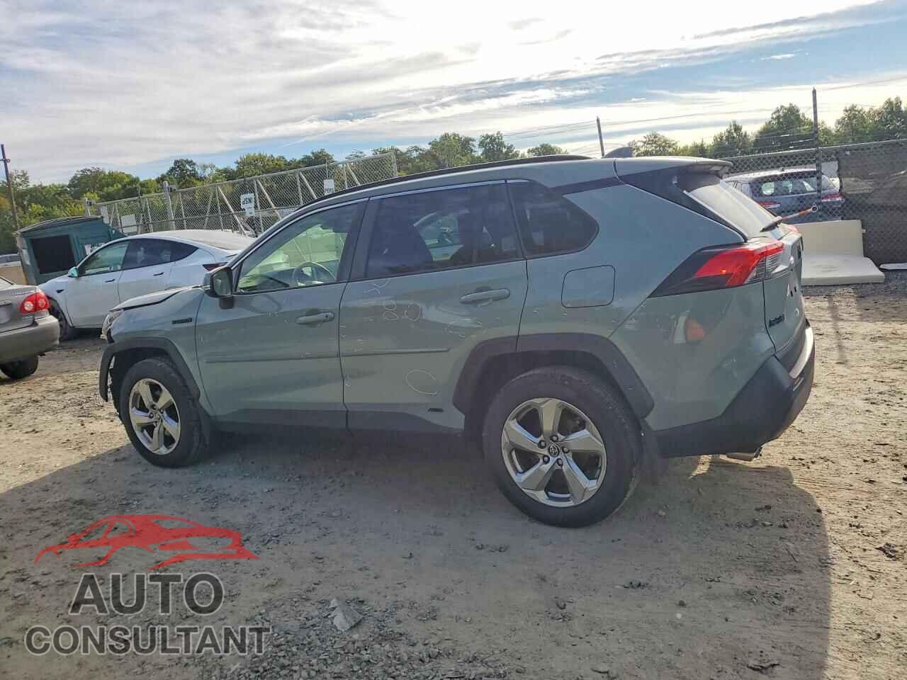 TOYOTA RAV4 2021 - JTMB6RFV5MD045111