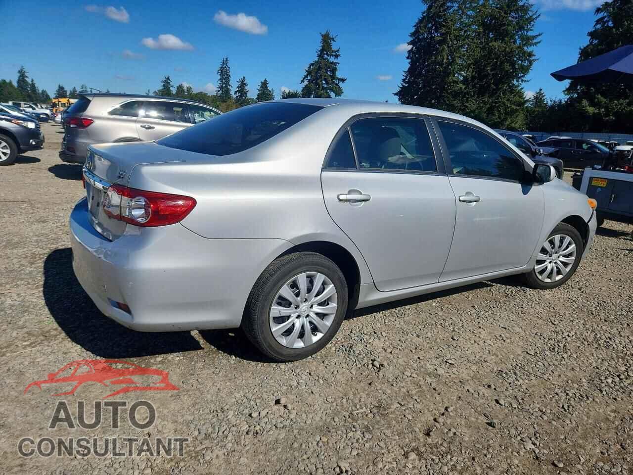 TOYOTA COROLLA 2013 - 2T1BU4EE8DC921922