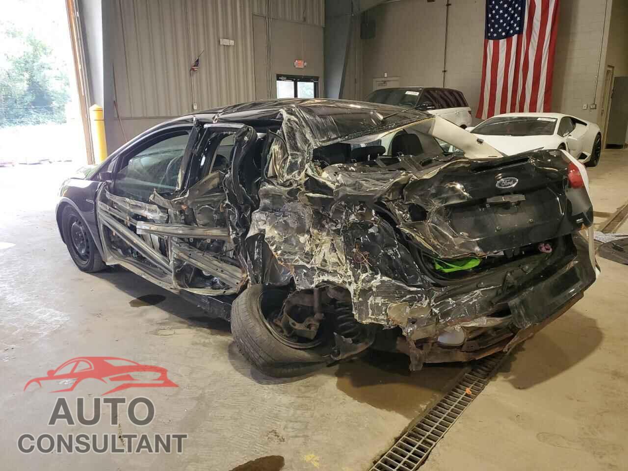 FORD FOCUS 2017 - 1FADP3F23HL335664