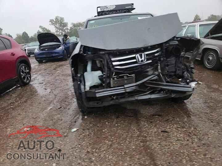 HONDA PILOT 2013 - 5FNYF4H68DB024944