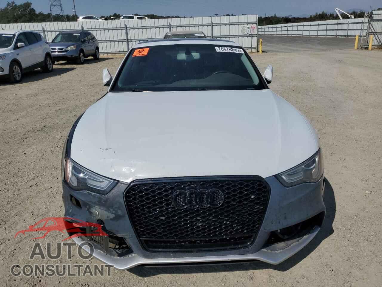 AUDI A5 2014 - WAULFAFR2EA021941