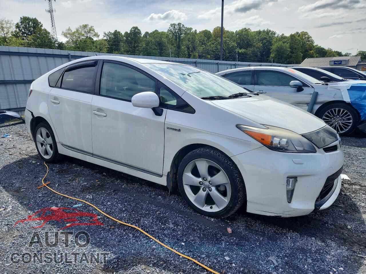 TOYOTA PRIUS 2013 - JTDKN3DU3D5546132