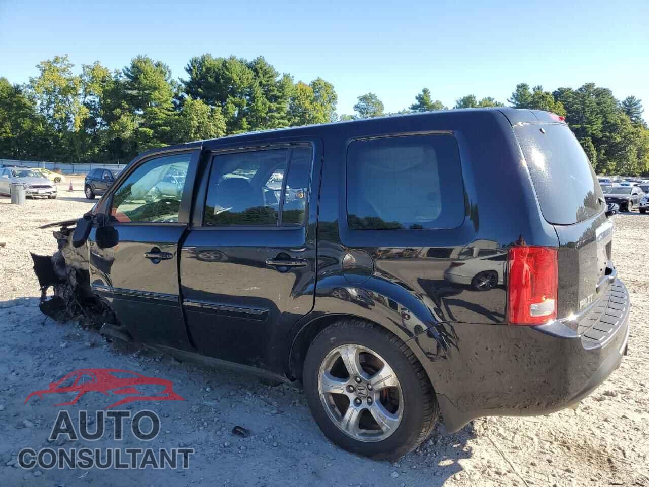HONDA PILOT 2015 - 5FNYF4H7XFB013777