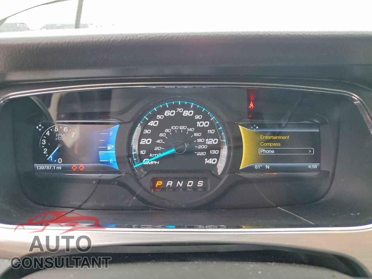 FORD TAURUS 2017 - 1FAHP2E88HG106259