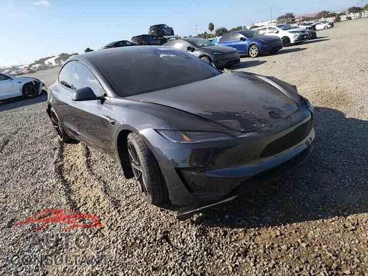 TESLA MODEL 3 2026 - 5YJ3E1ET7TF196497