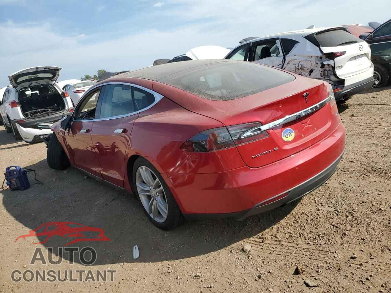 TESLA MODEL S 2015 - 5YJSA1E23FF108872
