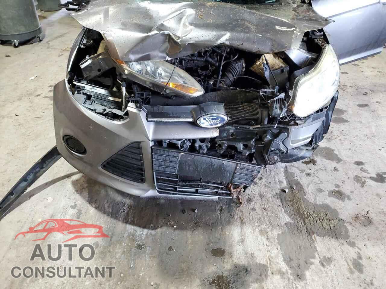 FORD FOCUS 2014 - 1FADP3F21EL377438