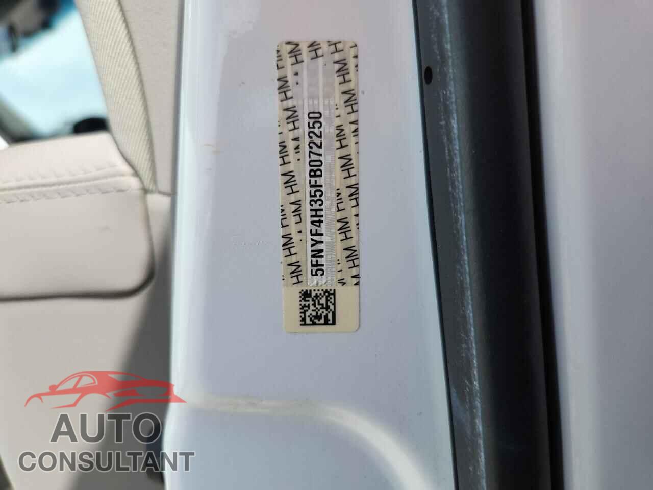 HONDA PILOT 2015 - 5FNYF4H35FB072250