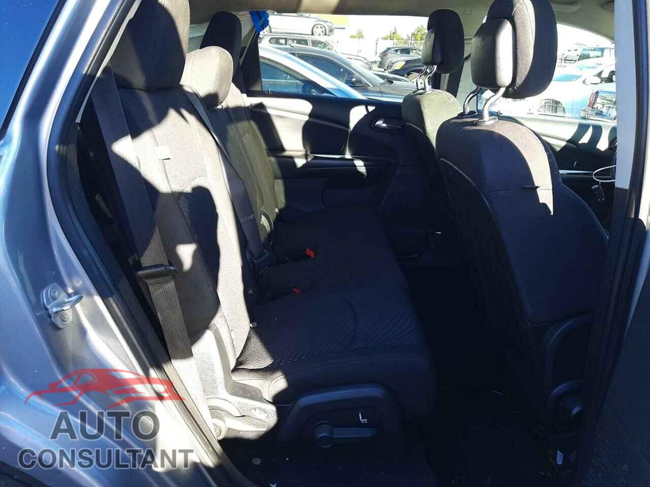 DODGE JOURNEY 2015 - 3C4PDCBG8FT614885