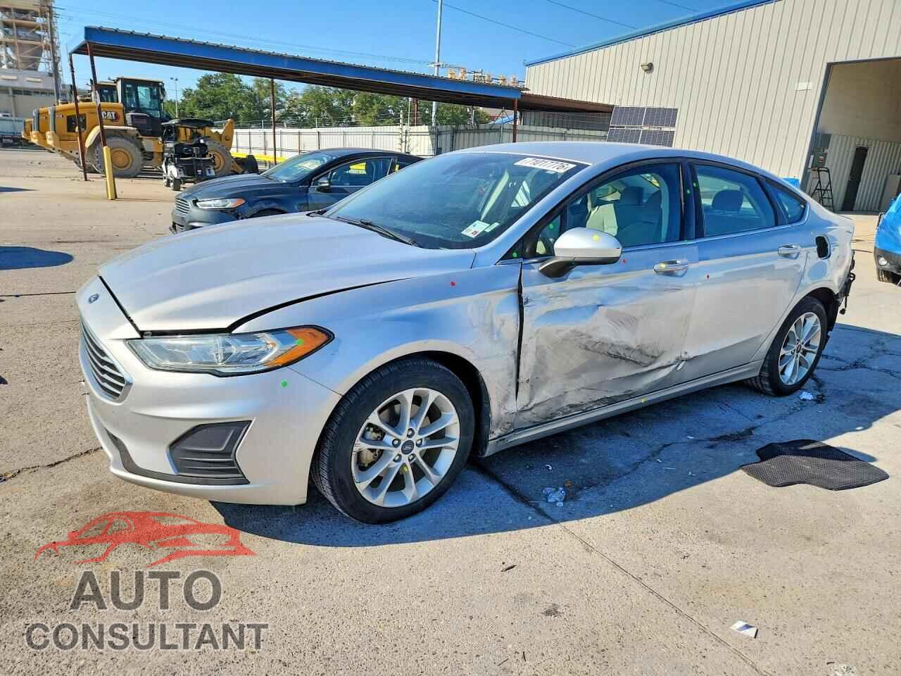 FORD FUSION 2019 - 3FA6P0LU8KR207748