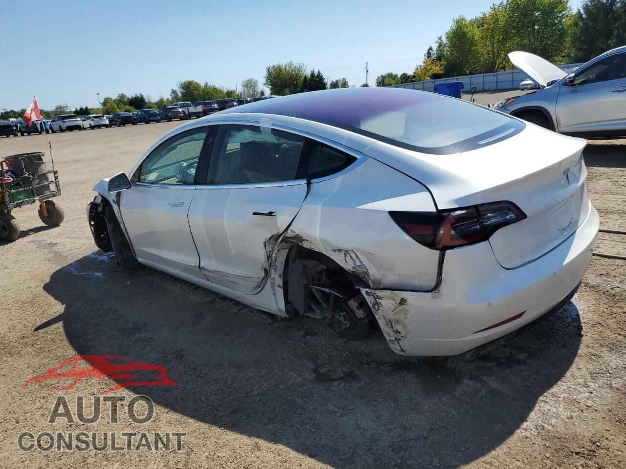TESLA MODEL 3 2018 - 5YJ3E1EA8JF027861