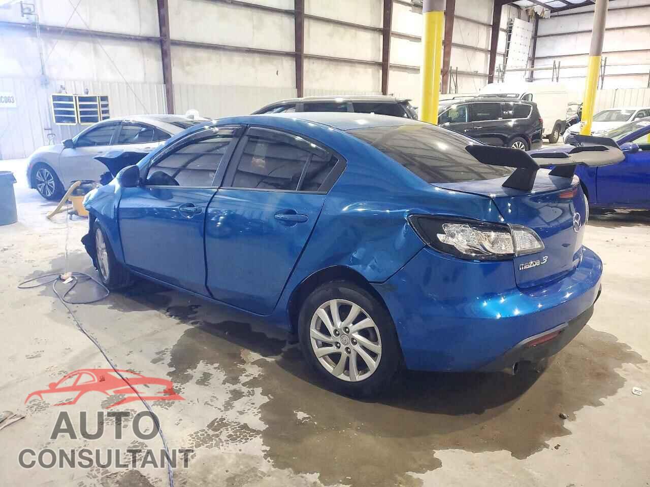 MAZDA 3 2012 - JM1BL1V79C1651136