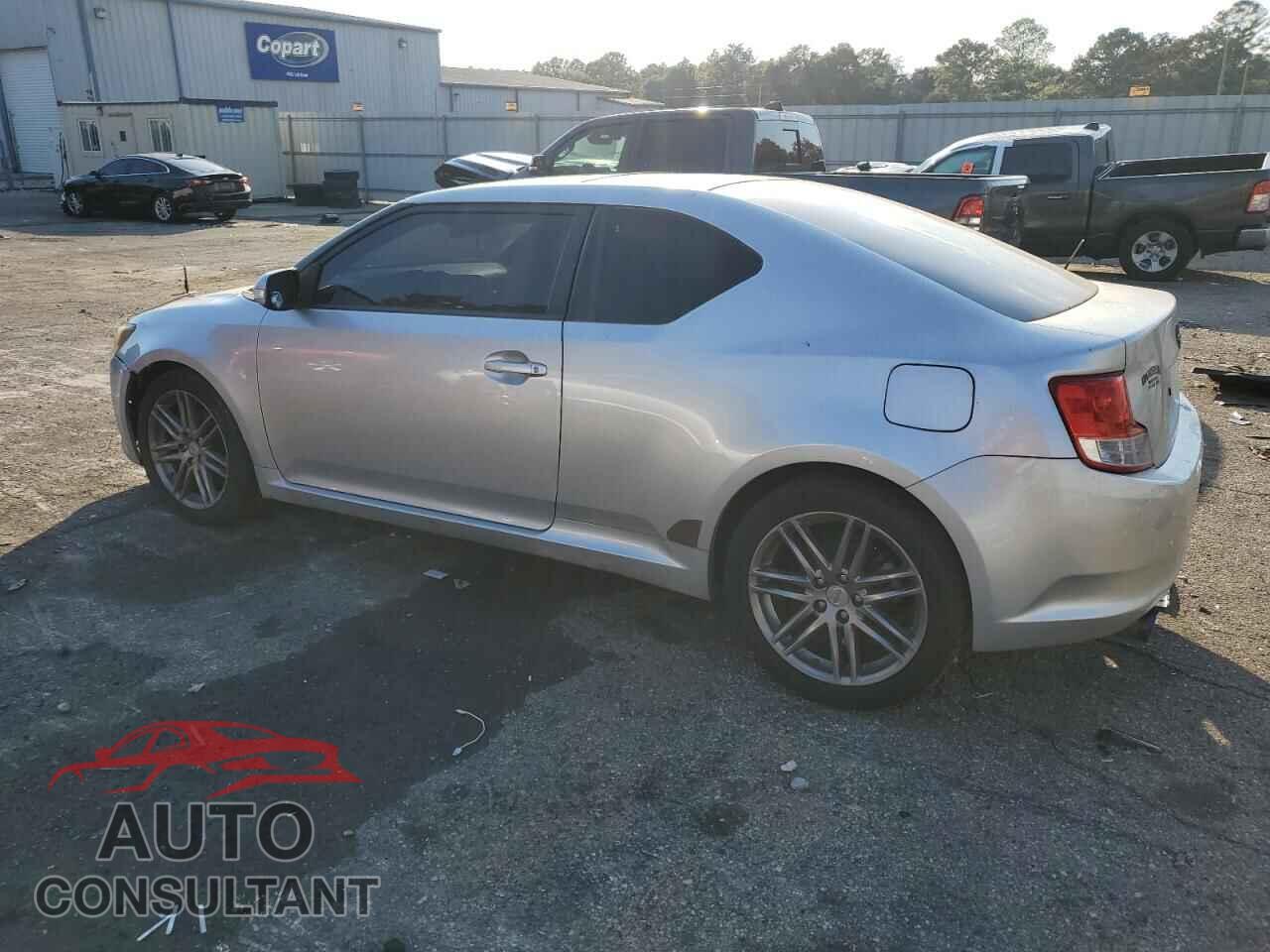TOYOTA SCION 2012 - JTKJF5C78C3024695