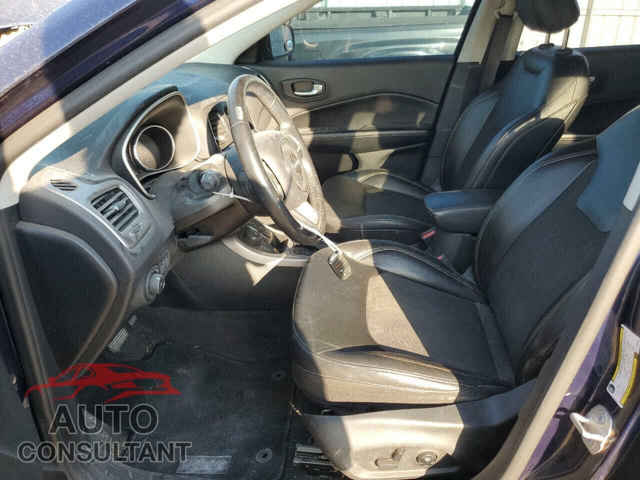 JEEP COMPASS 2018 - 3C4NJDBB2JT199985