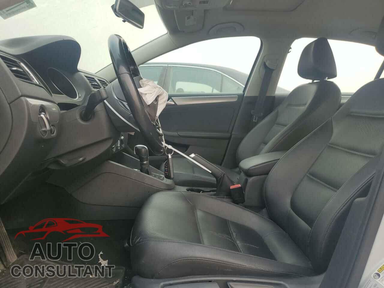 VOLKSWAGEN JETTA 2017 - 3VWDB7AJ1HM278679