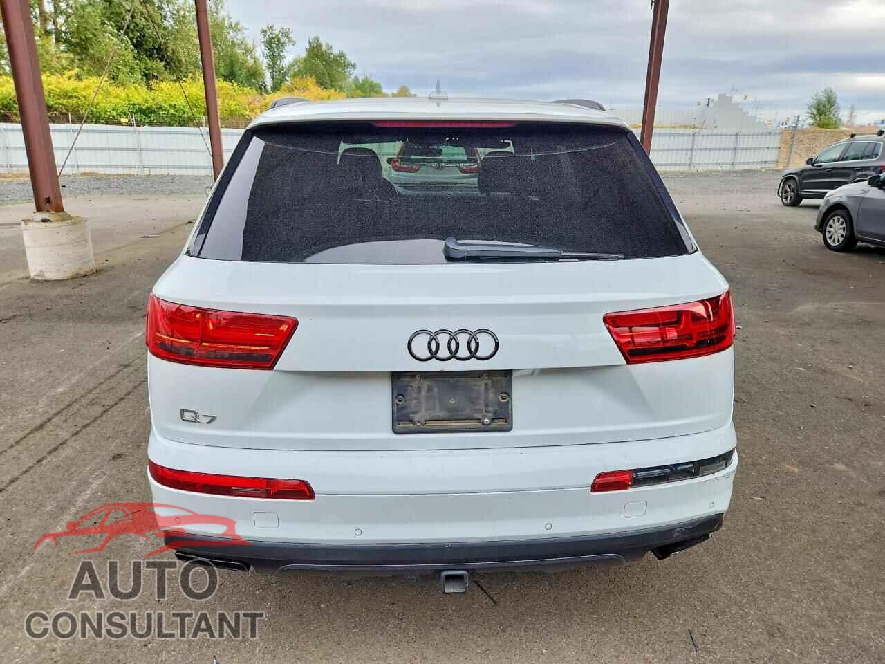 AUDI Q7 2019 - WA1VAAF74KD007164