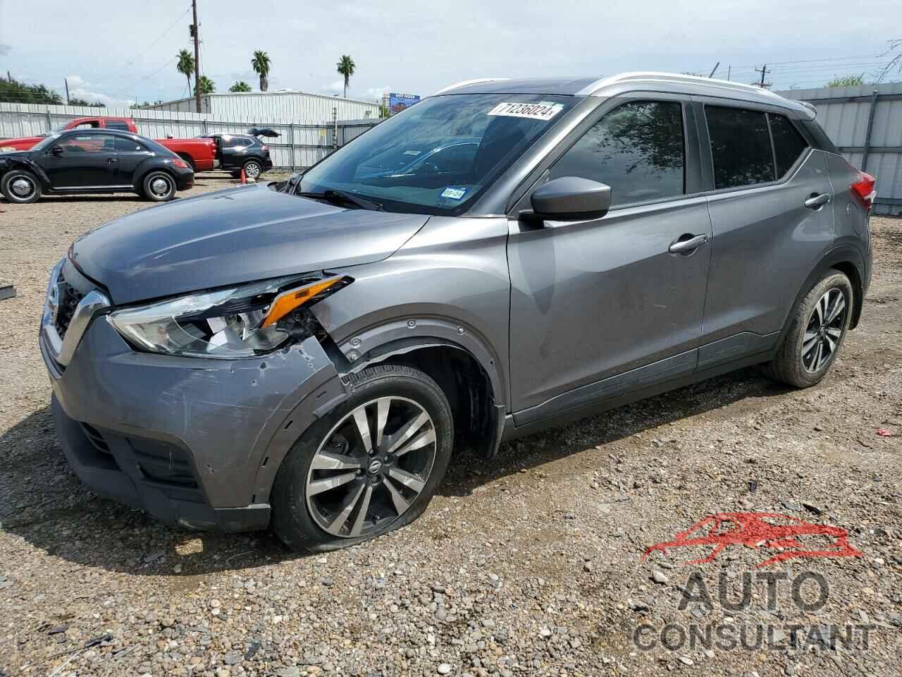 NISSAN KICKS 2018 - 3N1CP5CU5JL524885