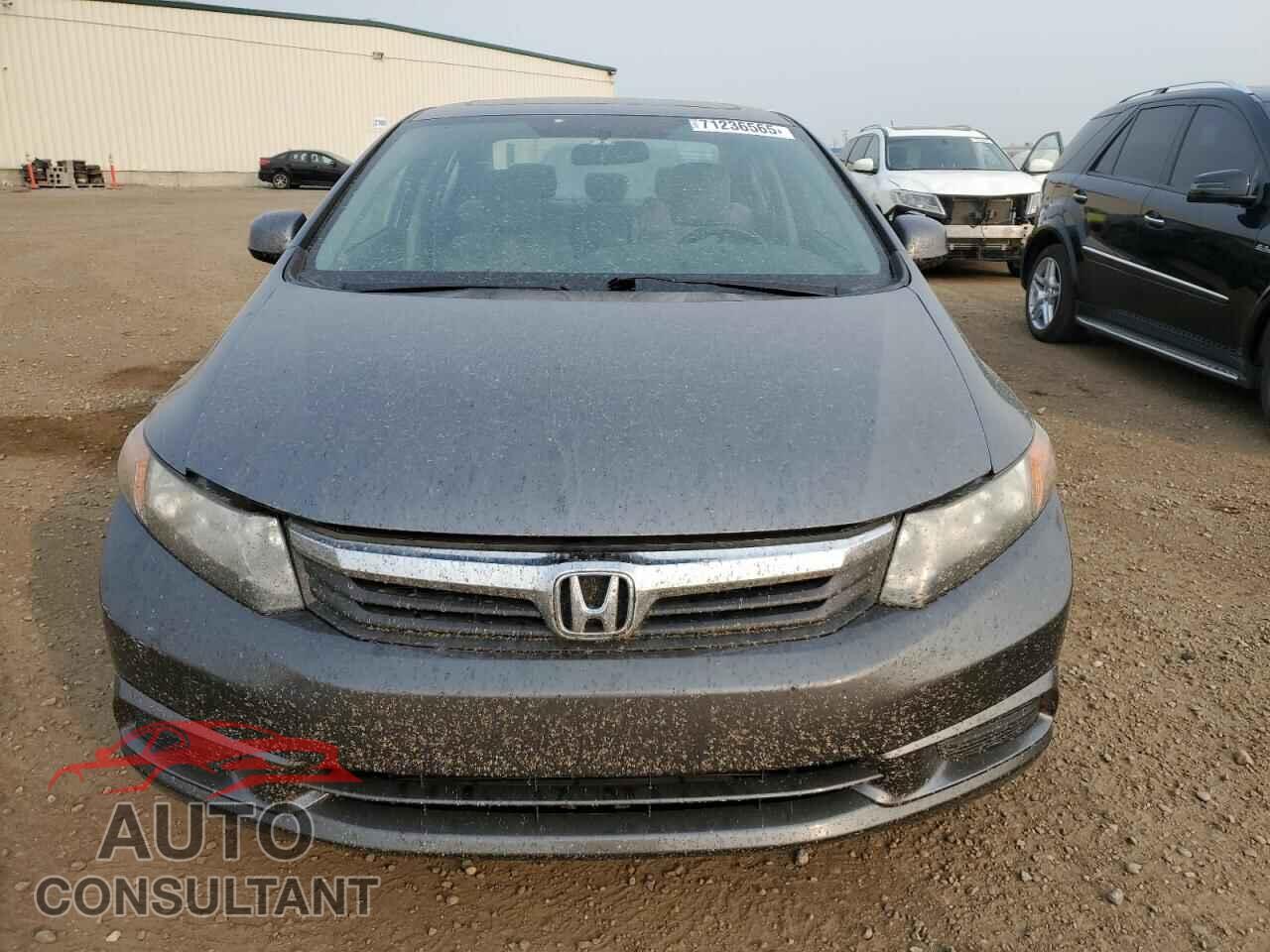 HONDA CIVIC 2012 - 2HGFB2F55CH025304