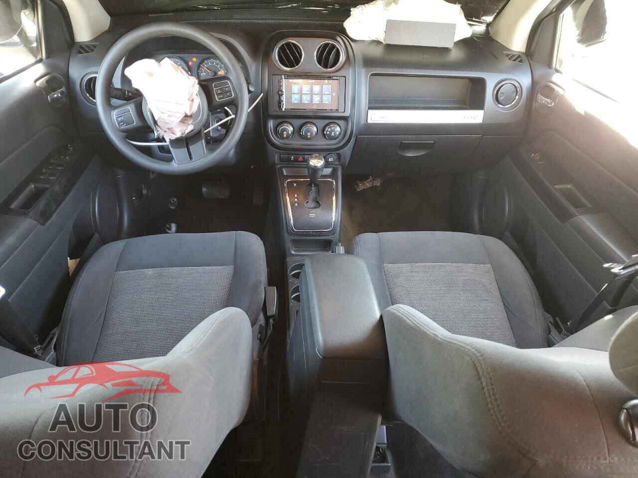 JEEP COMPASS 2017 - 1C4NJCBAXHD124064