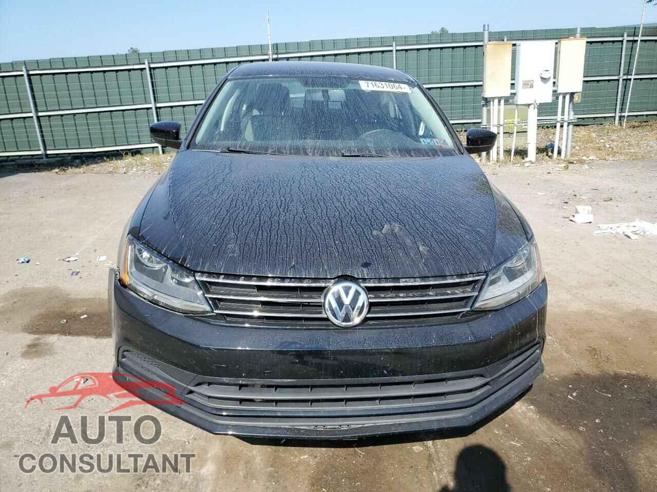 VOLKSWAGEN JETTA 2017 - 3VW2B7AJ0HM262044