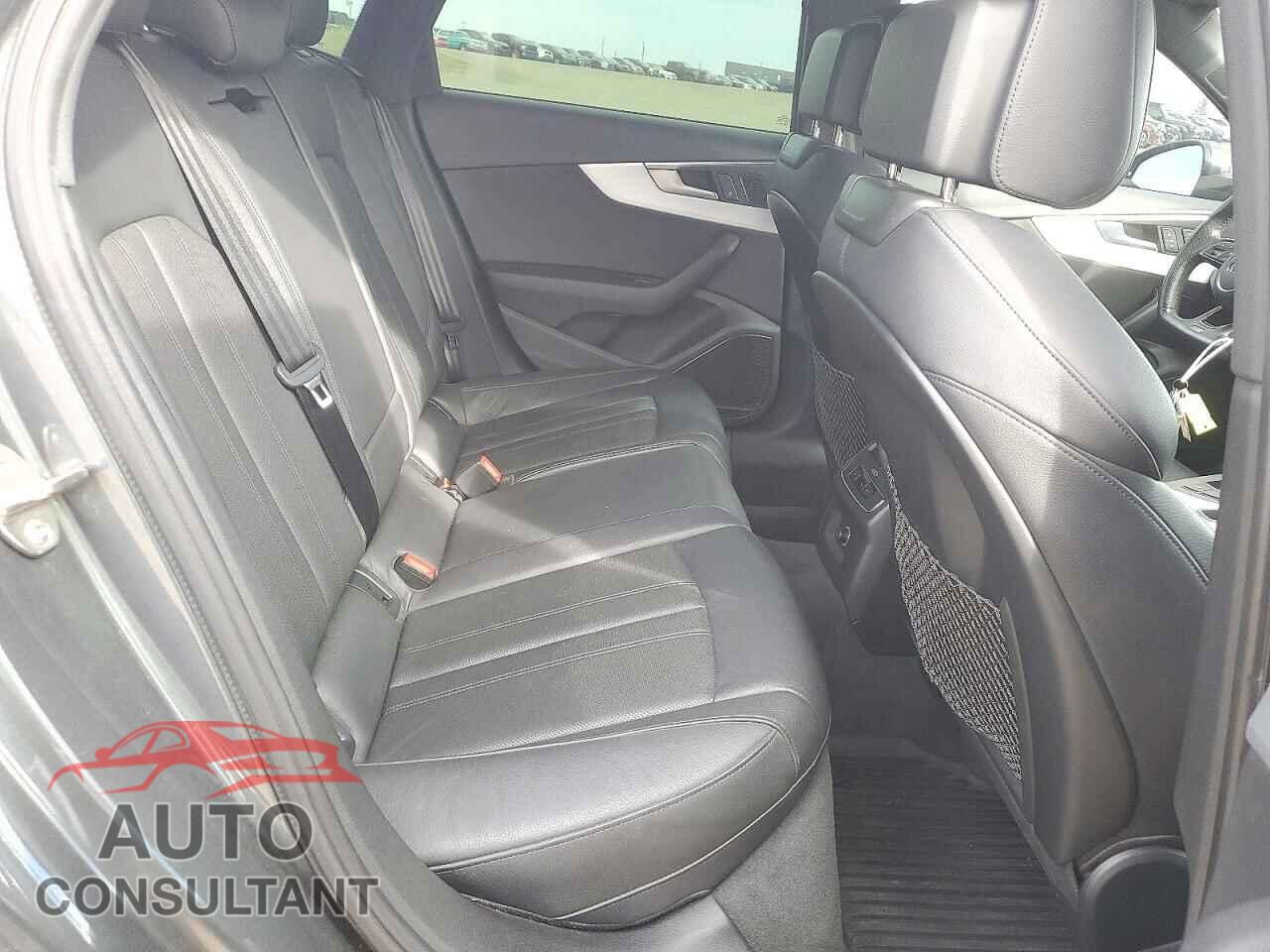 AUDI A4 2017 - WAUFNAF47HN050000