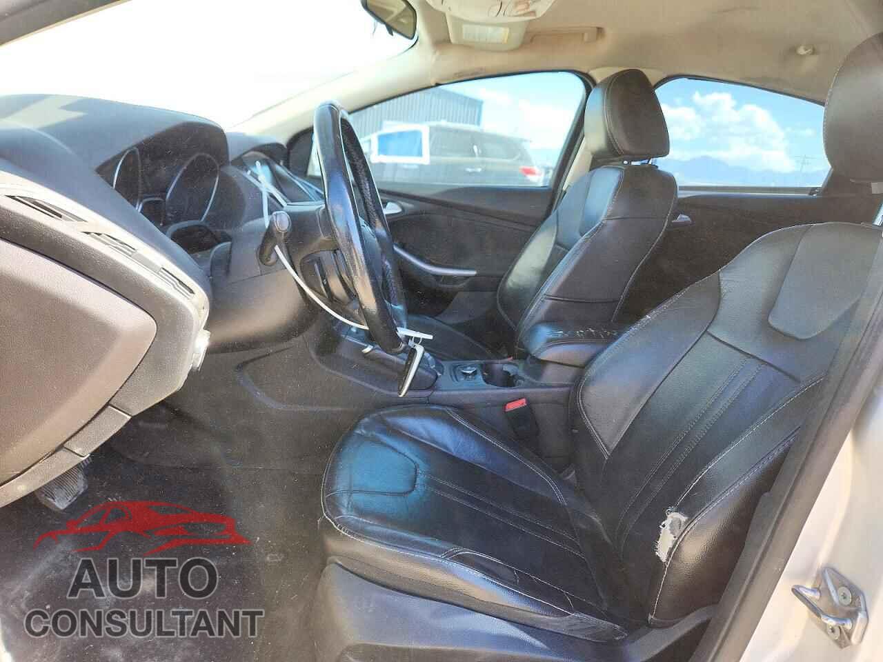 FORD FOCUS 2014 - 1FADP3J27EL463277