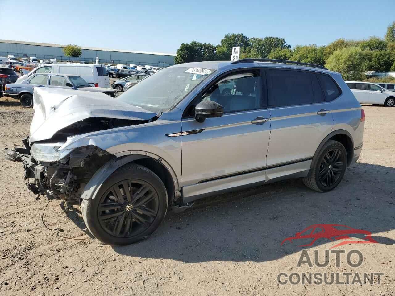 VOLKSWAGEN TIGUAN 2022 - 3VV8B7AX3NM044307