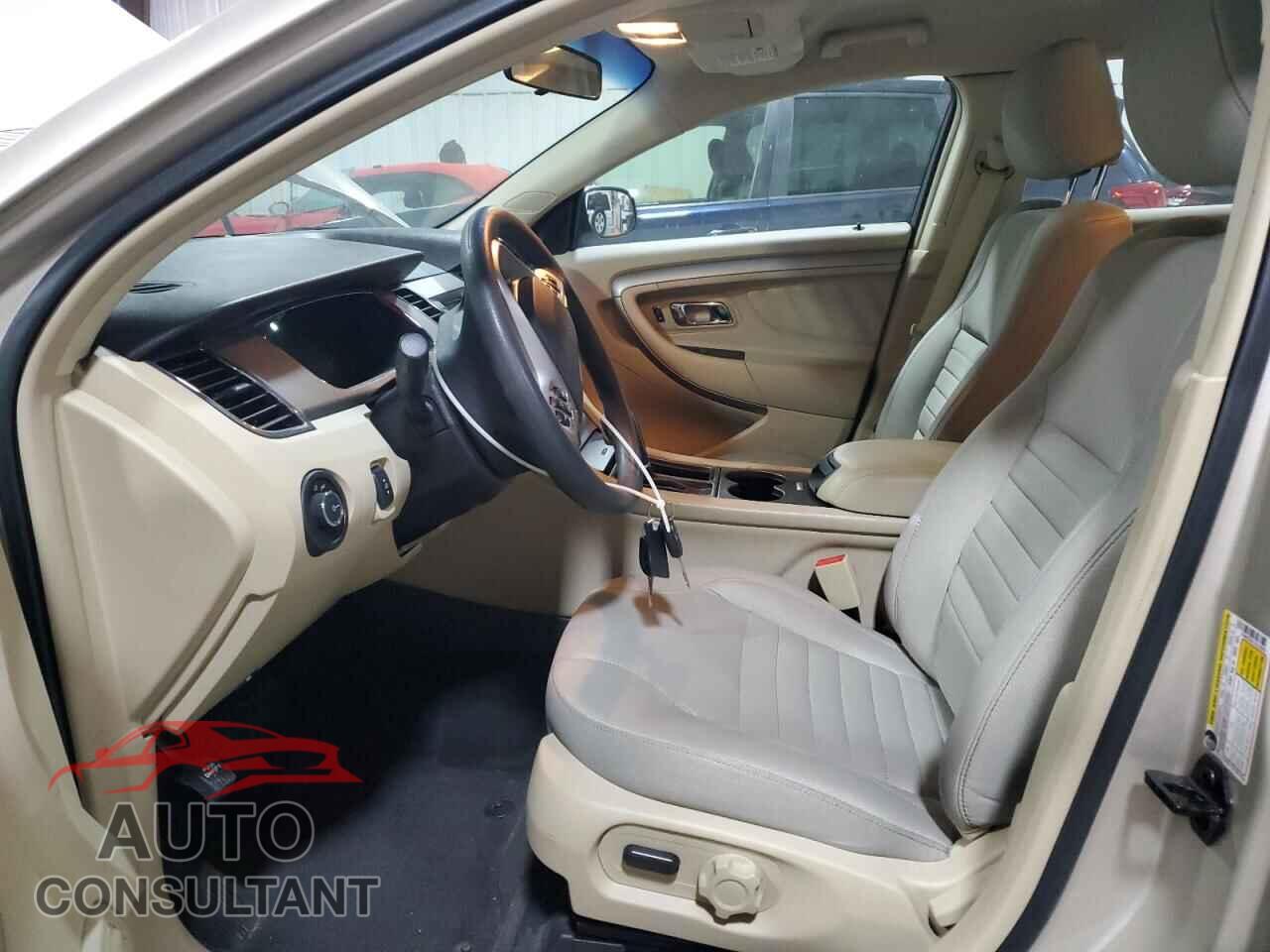 FORD TAURUS 2018 - 1FAHP2D87JG103893