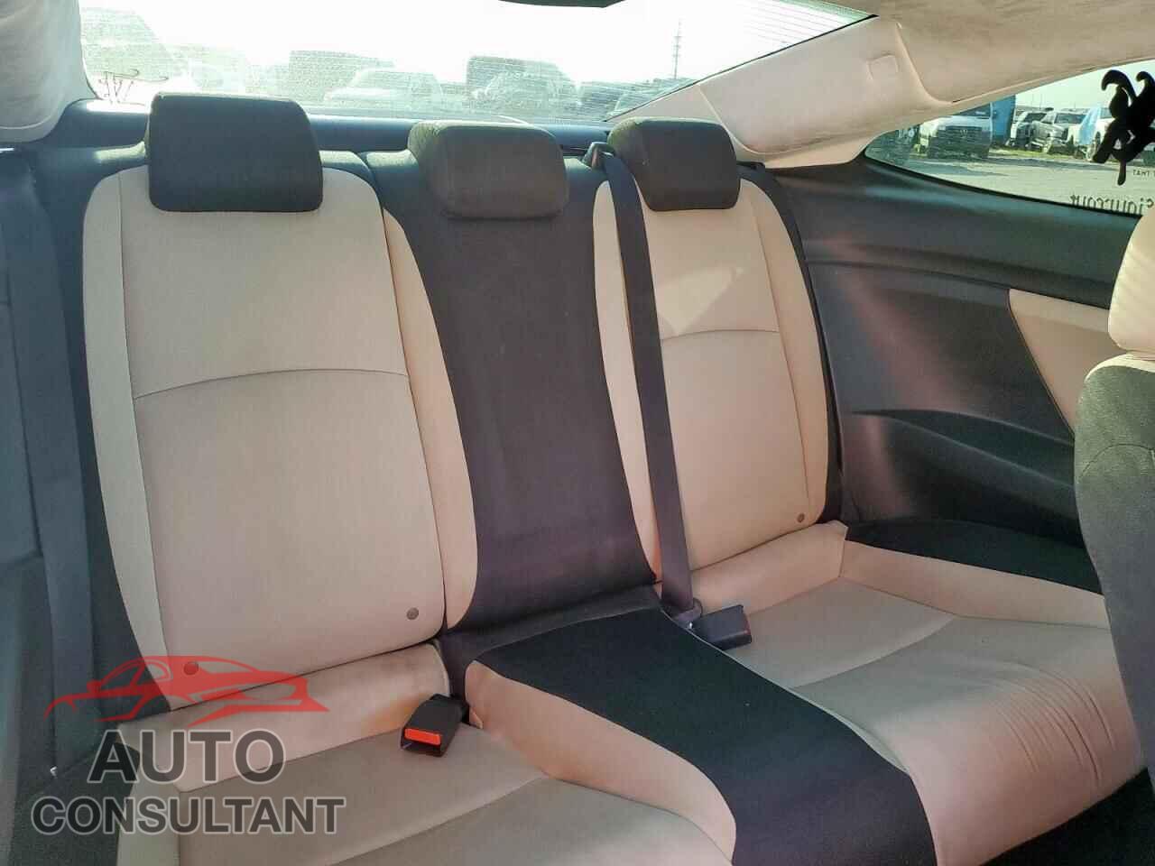 HONDA CIVIC 2017 - 2HGFC4B09HH308377