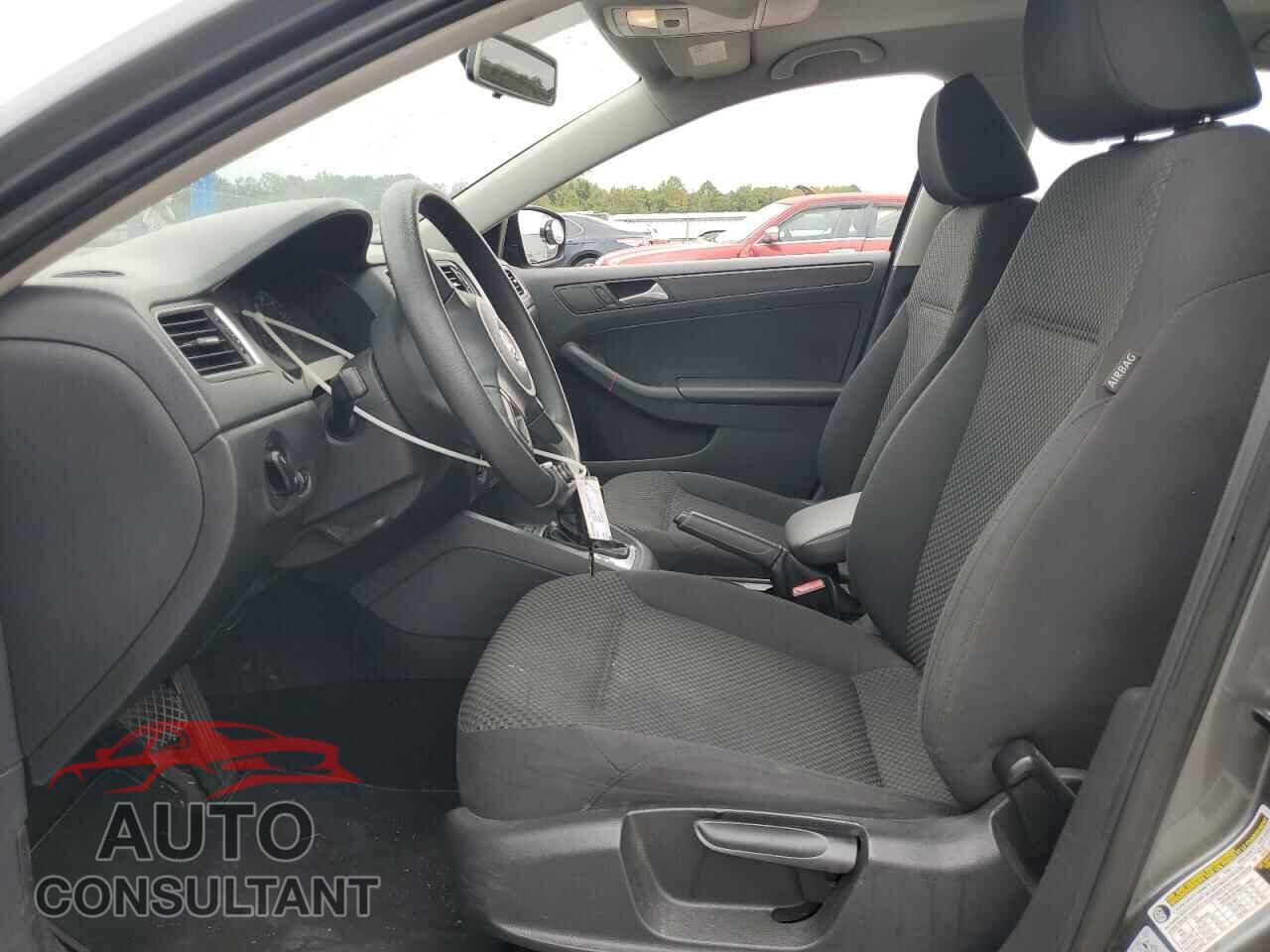 VOLKSWAGEN JETTA 2014 - 3VW2K7AJ5EM257112