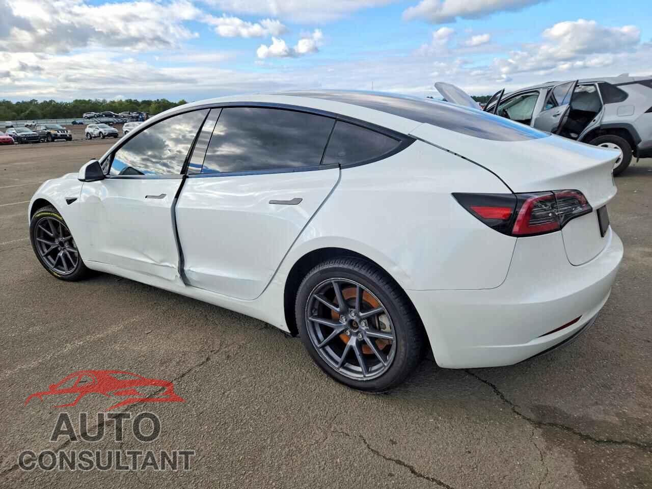 TESLA MODEL 3 2023 - 5YJ3E1EA8PF555540