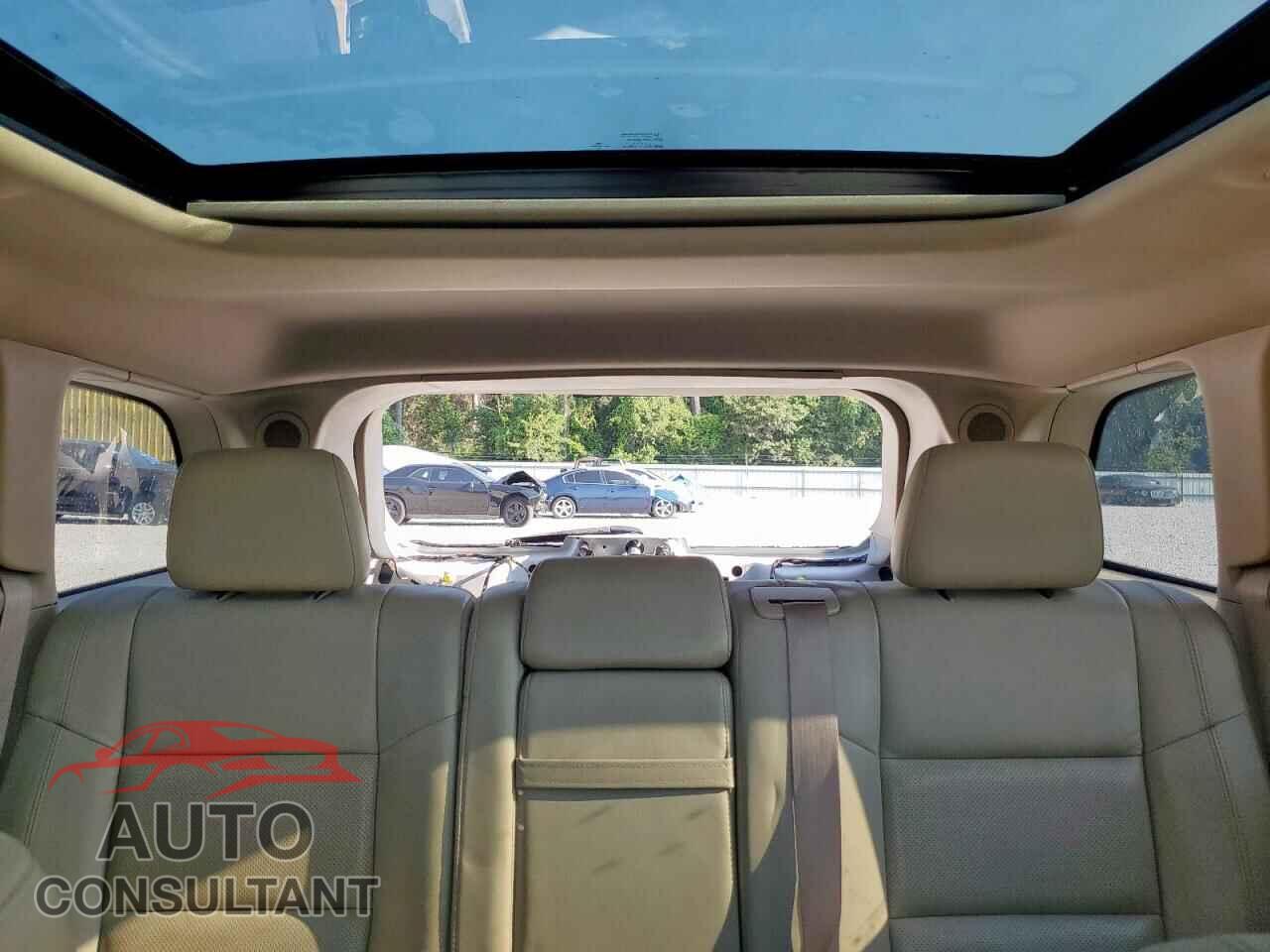 JEEP GRAND CHER 2017 - 1C4RJEBG7HC773473