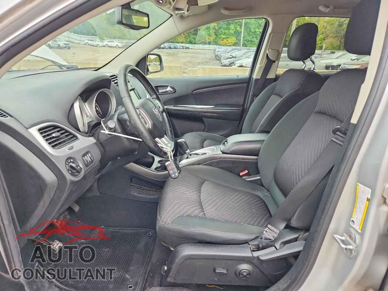 DODGE JOURNEY 2011 - 3D4PH3FG9BT544826