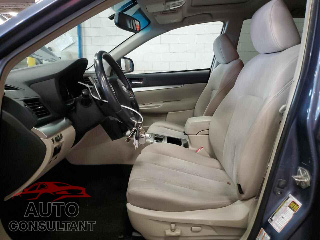 SUBARU OUTBACK 2013 - 4S4BRBGC3D3242517